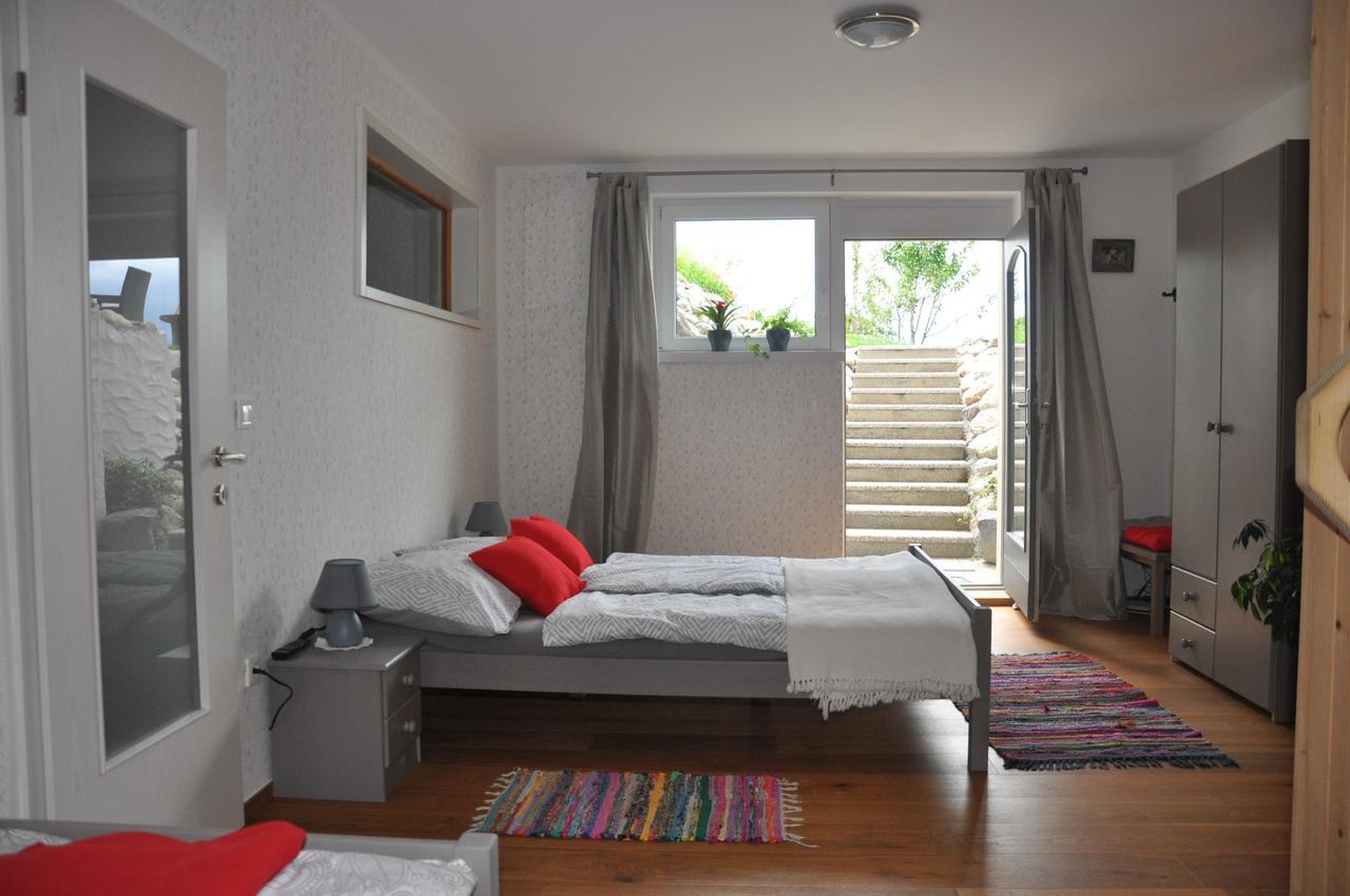 Apartma Romana Spodnji Otok Екстериор снимка